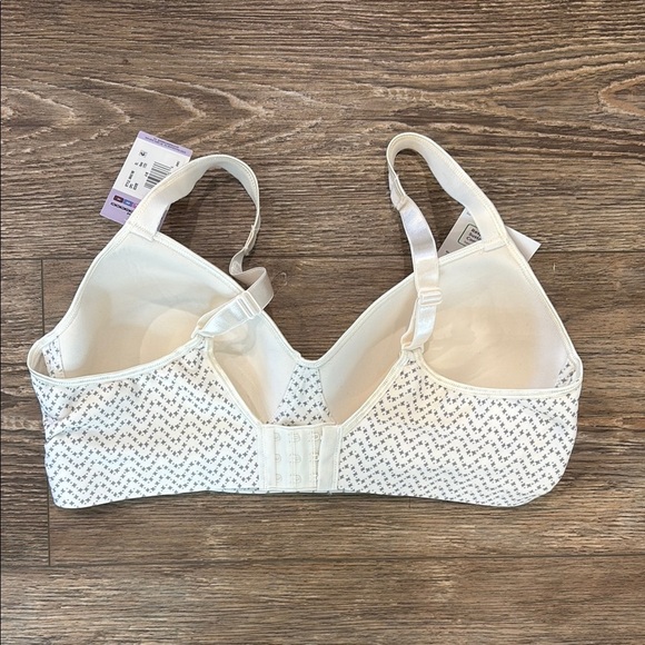 Hanes Women's XL Cream and Gray Smooth Comfort Convertible Wire Free Bra NWT - Picture 6 of 9